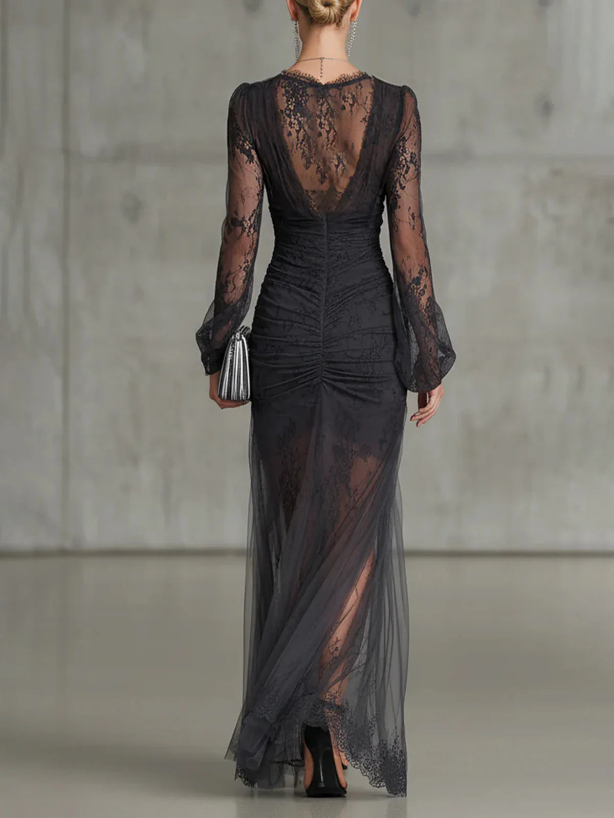 ELSPETH | ELEGANT LACE EVENING GOWN