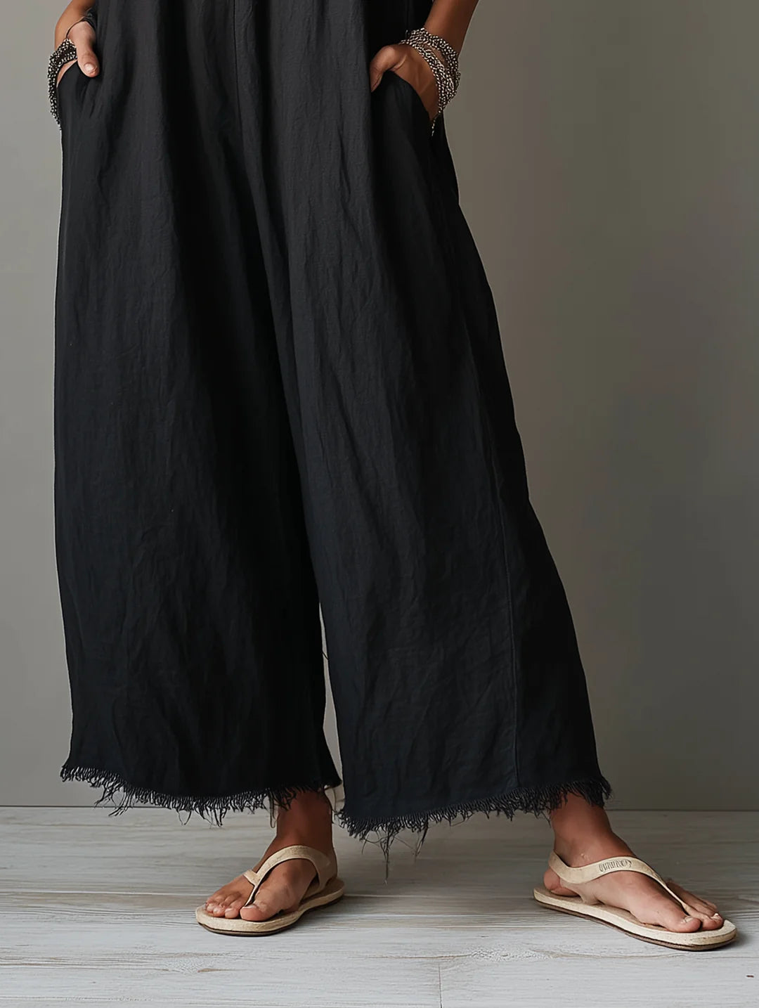 LÉA - WOMEN'S MINIMALIST JUMPSUIT