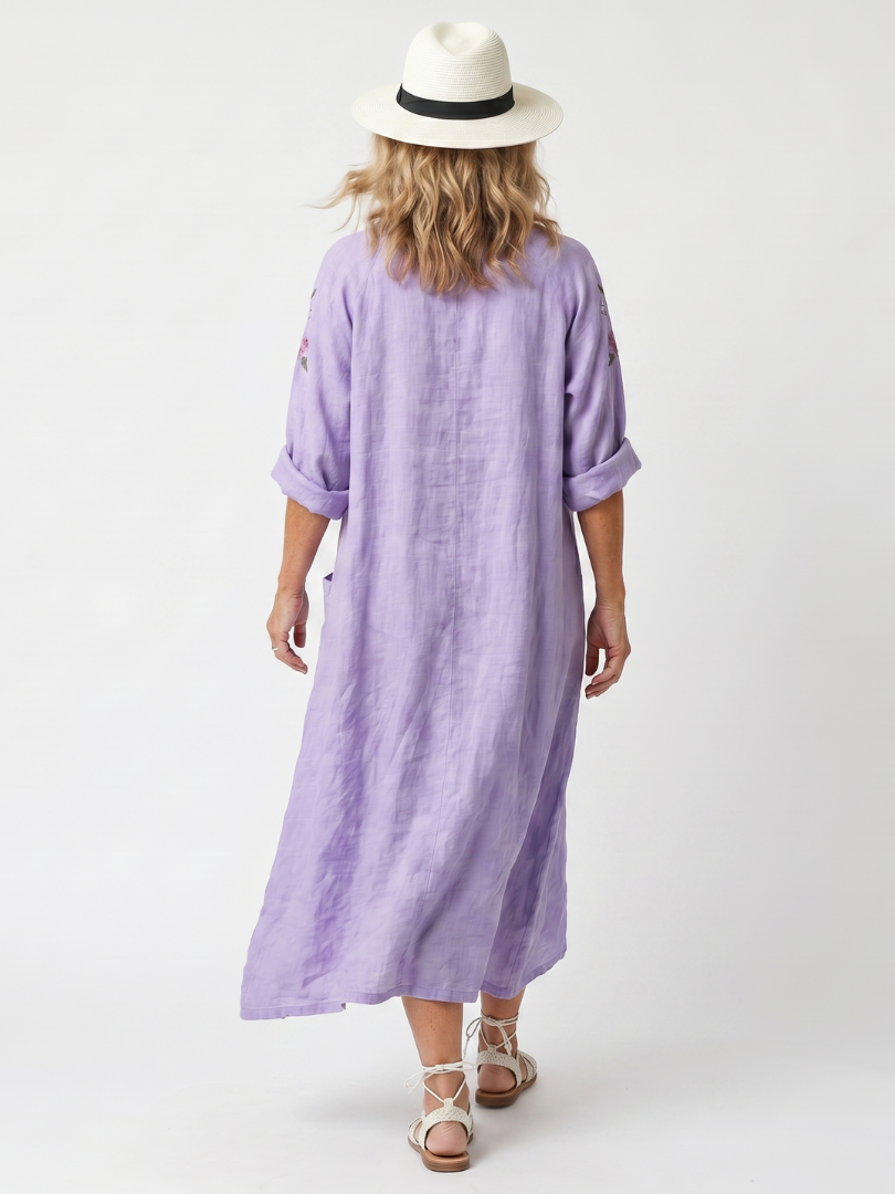TAVI | FLORAL EMBROIDERED OVERSIZED POCKET MIDI DRESS