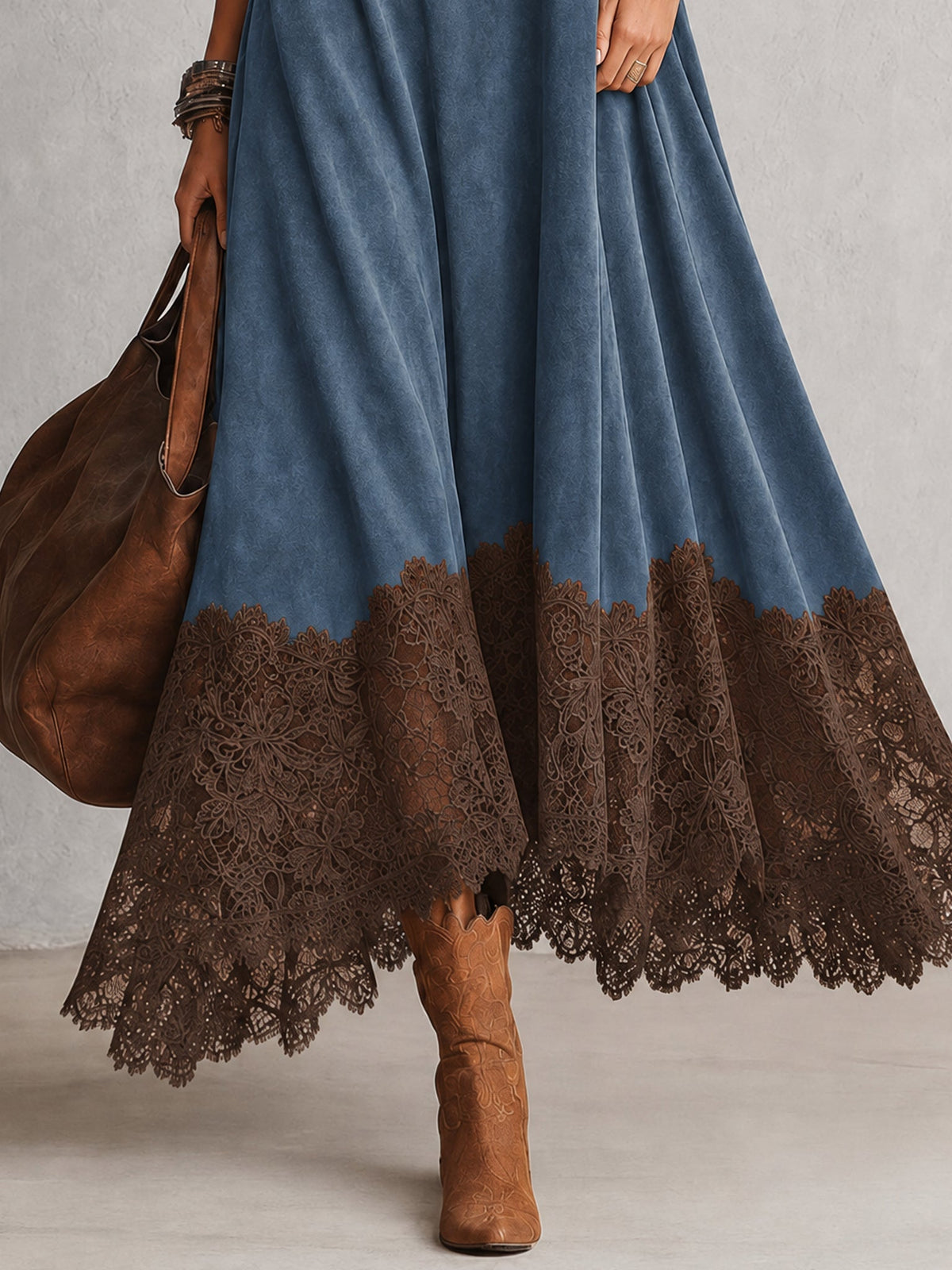 Lilibet lace hem maxi dress in blue, close-up of lace hem