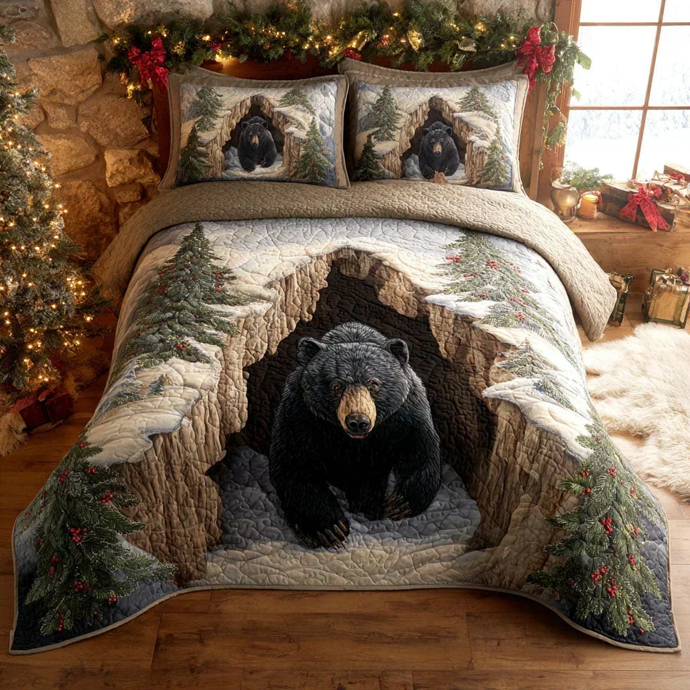 3-Piece Quilted Bedding Set – Holiday Retreat