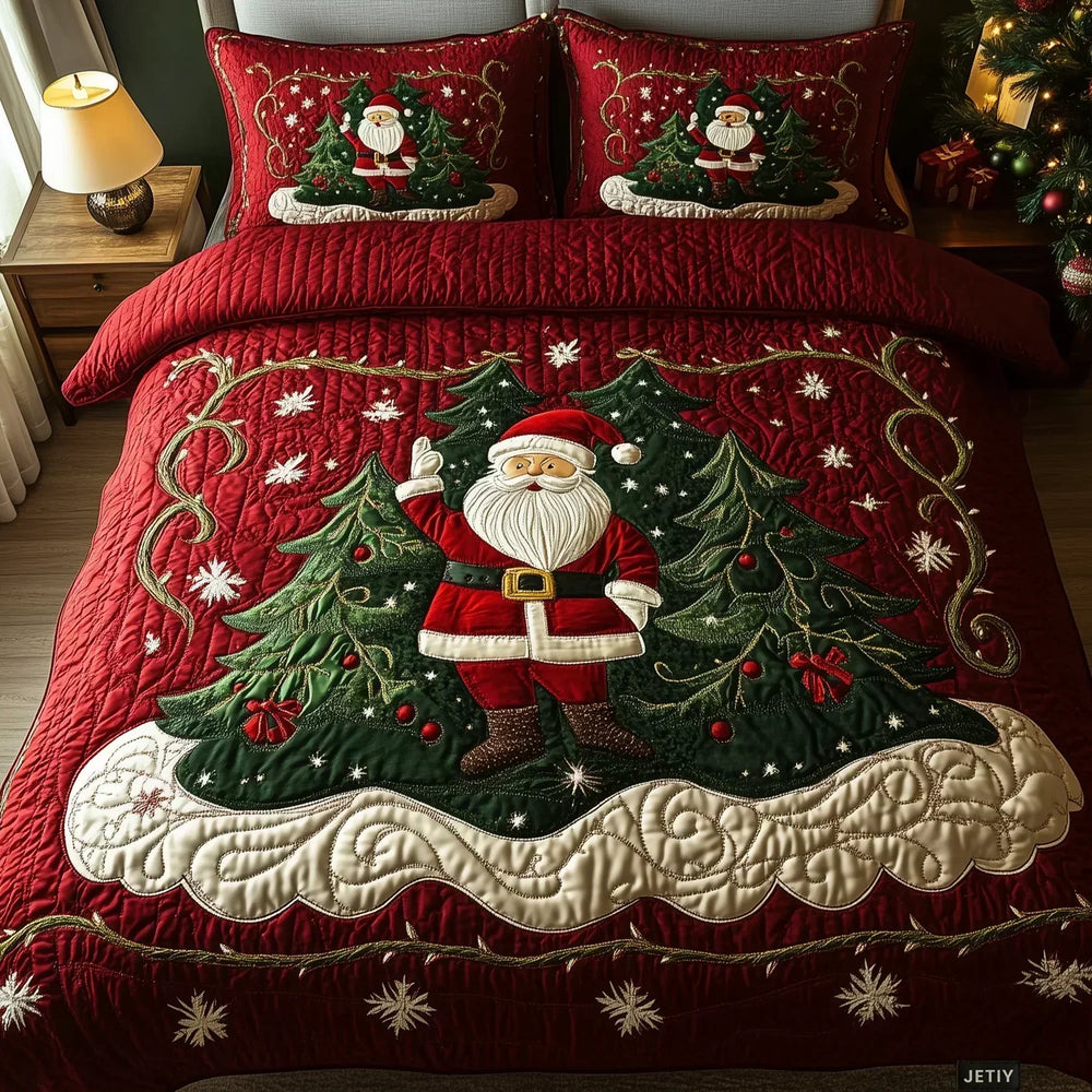 3-Piece Quilted Bedding Set – Santa's Workshop