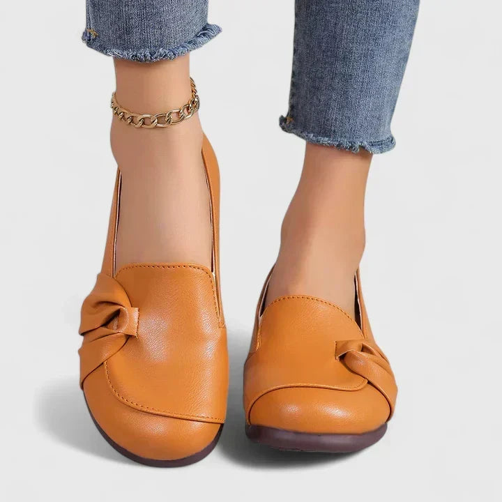 LILLIAN | SHOES IN THREE MUTED COLOURS