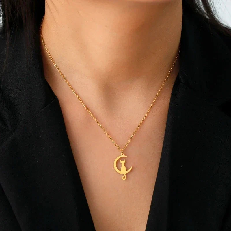 Cat & Moon | Pendant Necklace