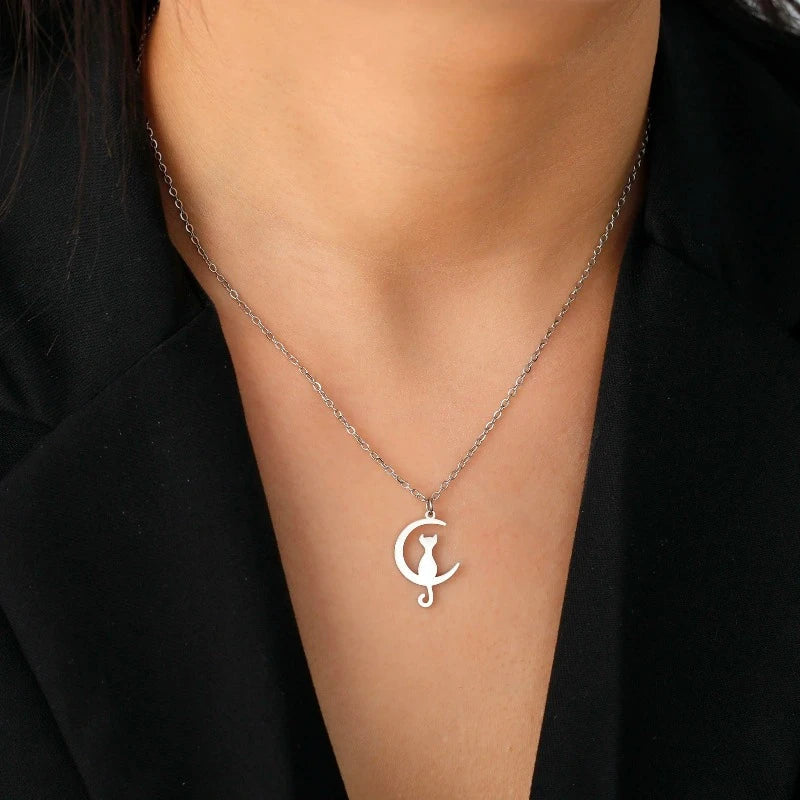 Cat & Moon | Pendant Necklace