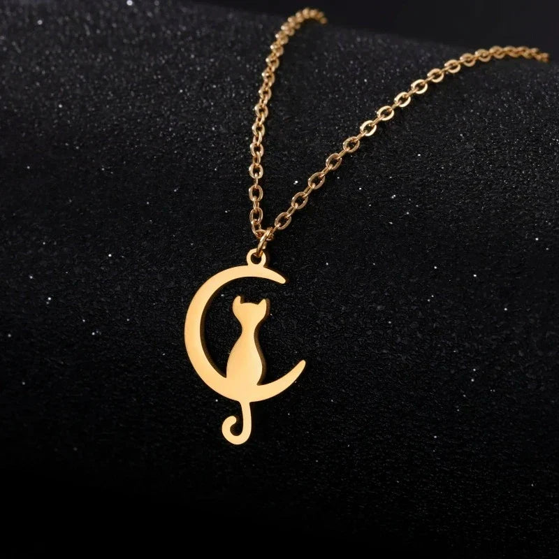 Cat & Moon | Pendant Necklace