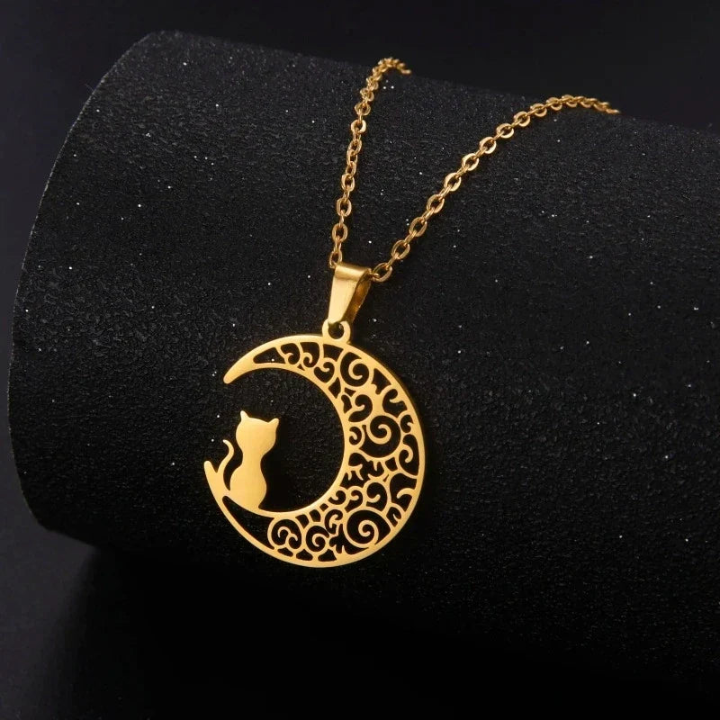 Cat & Moon | Pendant Necklace