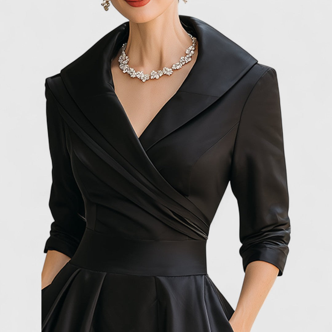 Sian wrap midi dress in black, collar detail