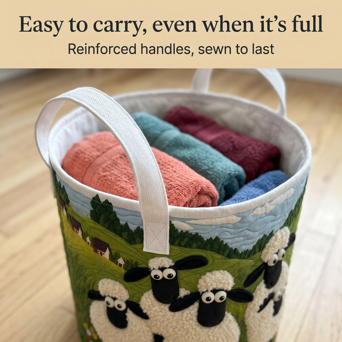 Opale hand-quilted laundry basket – reinforced handles close-up