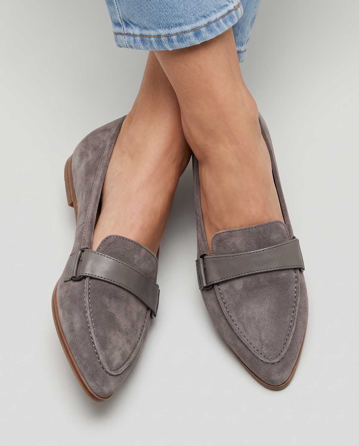 Pointed Toe Loafers with Vamp Band