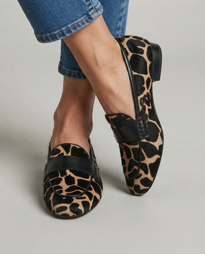 Giulia | Apricot Giraffe Print Loafers