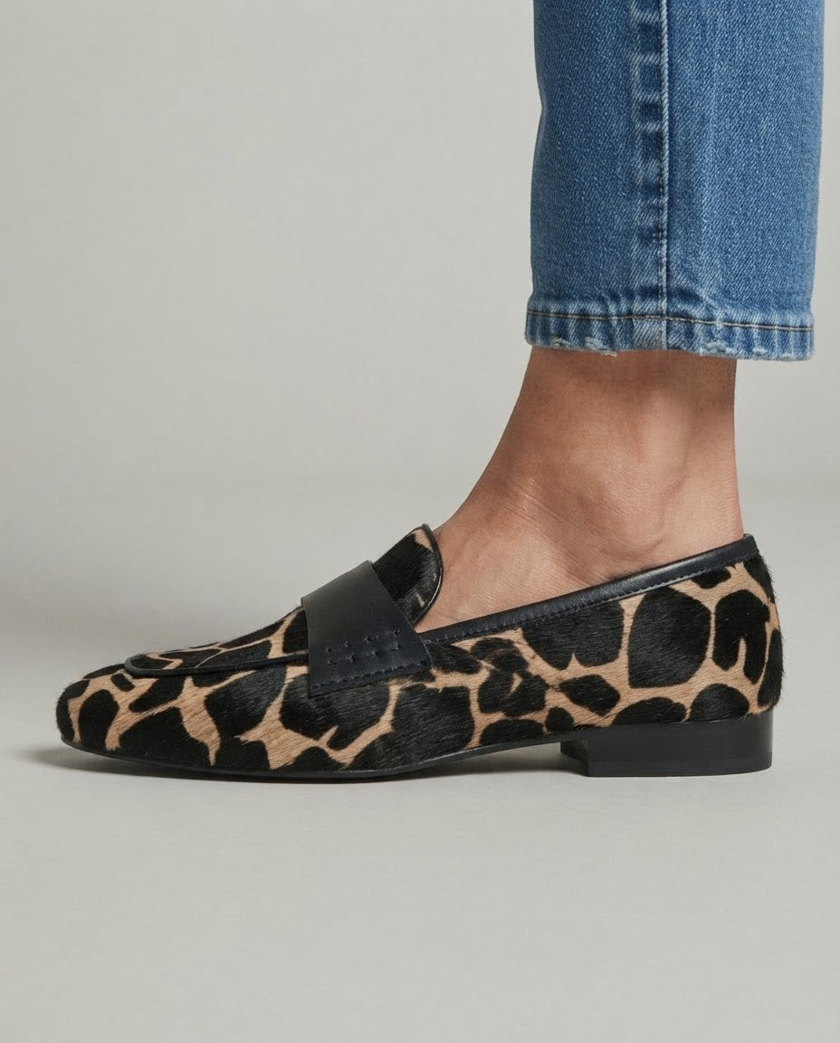 Giulia | Apricot Giraffe Print Loafers