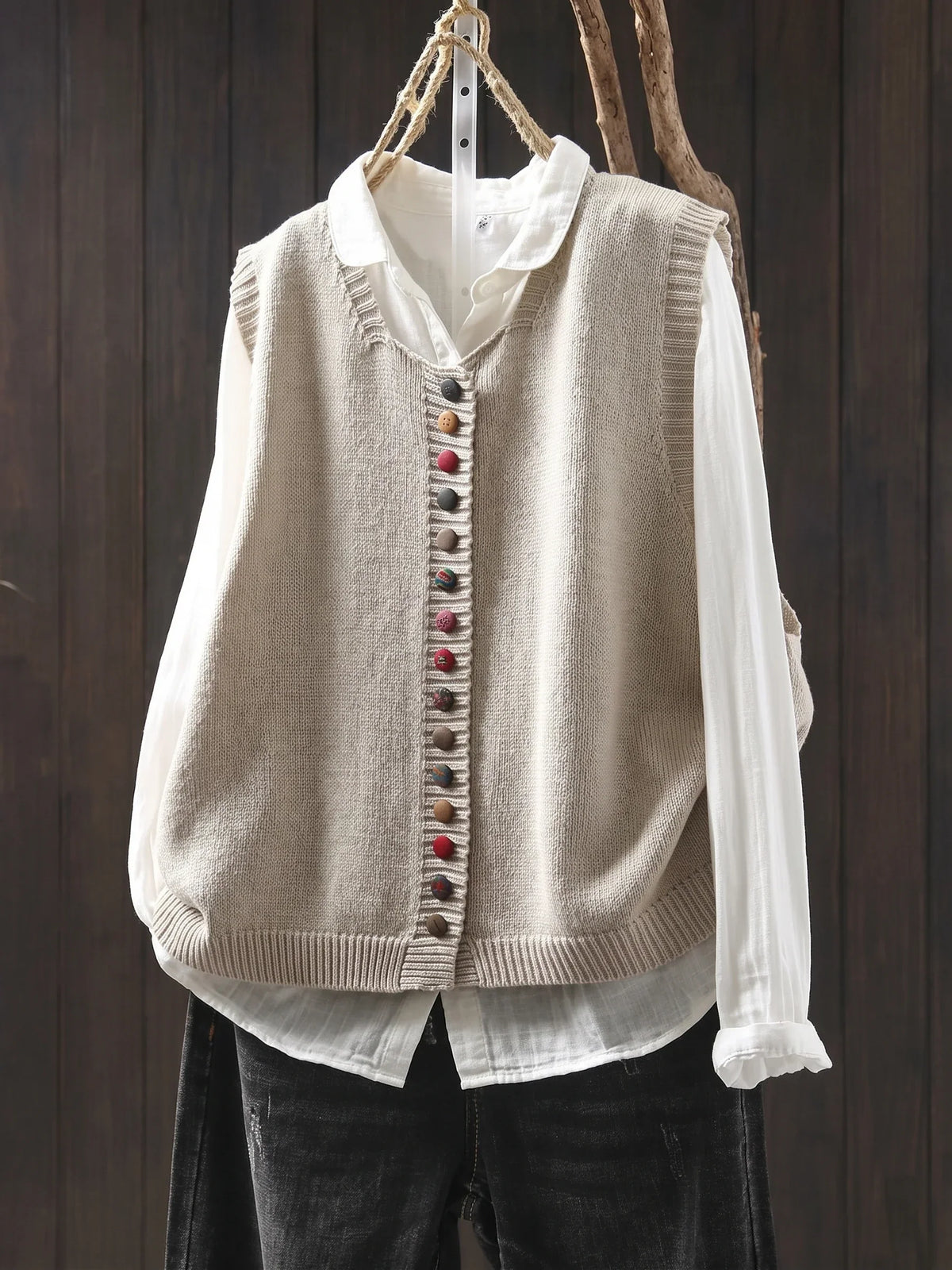 Gilda knitted waistcoat in ivory, front view