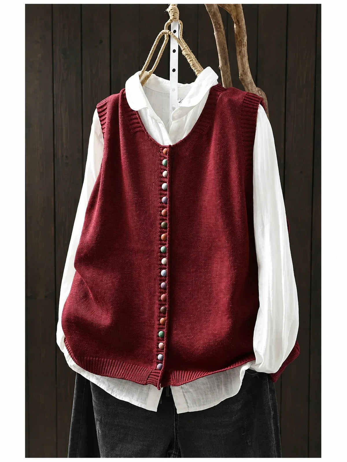 Gilda knitted waistcoat in red, front view