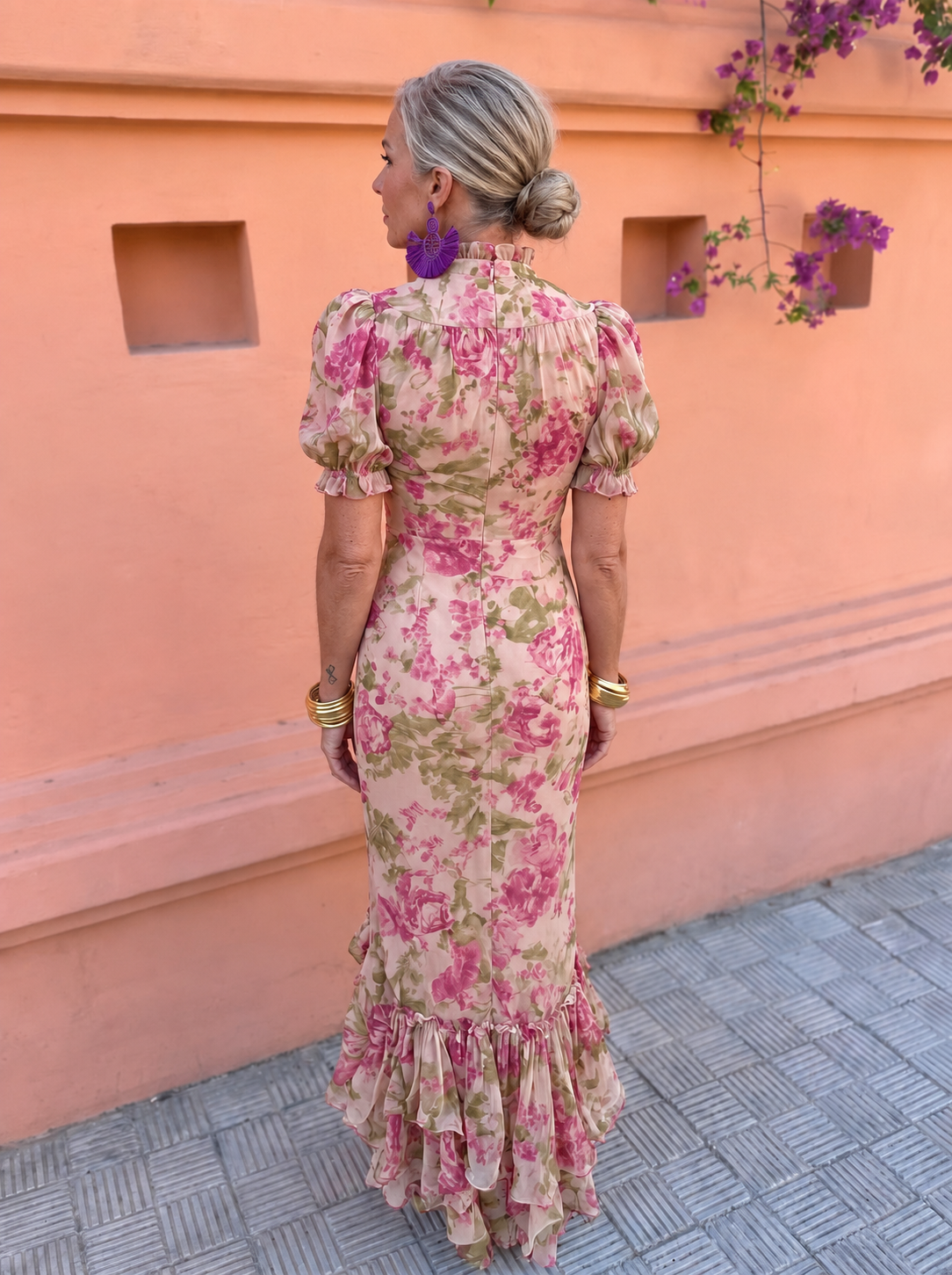 felicidad outfit on mature model