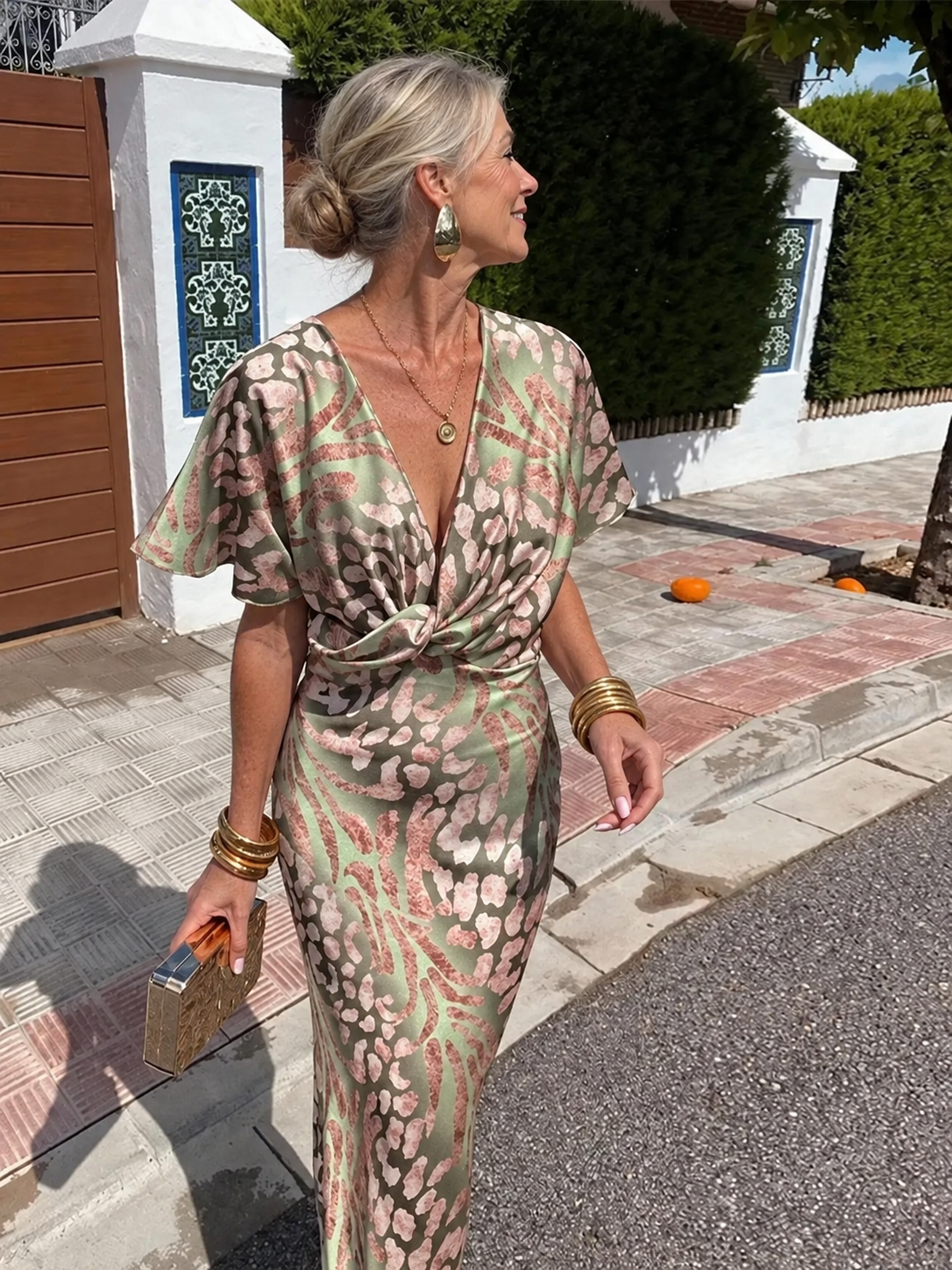 higinia outfit on mature model